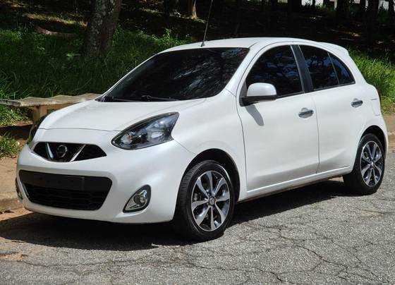 NISSAN MARCH 1.6 SL 16V FLEX 4P MANUAL NISSAN MARCH 1.6 SL 16V FLEX 4P MANUAL
